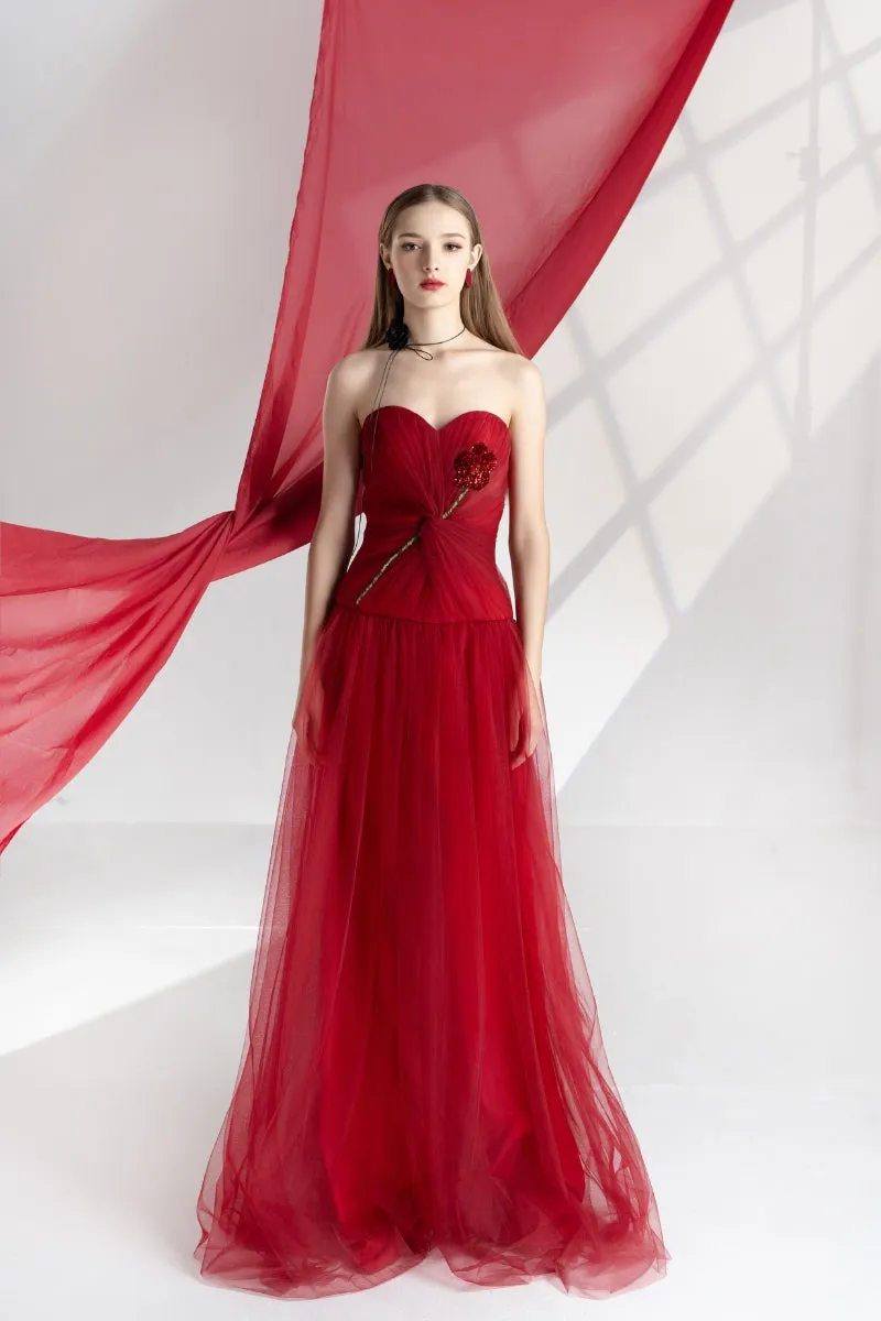 ALENA RED A-LINE SWEETHEART NECK MESH GOWN