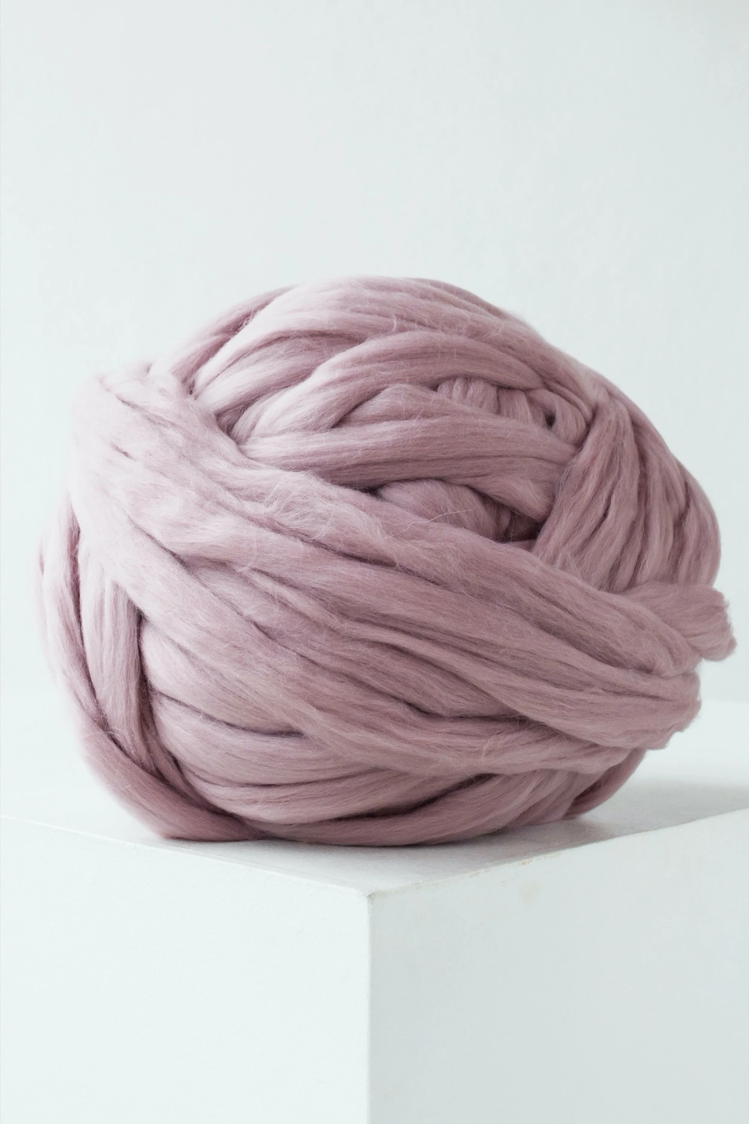 Chunky knit yarn bulk 10 lb (4.6 kg)