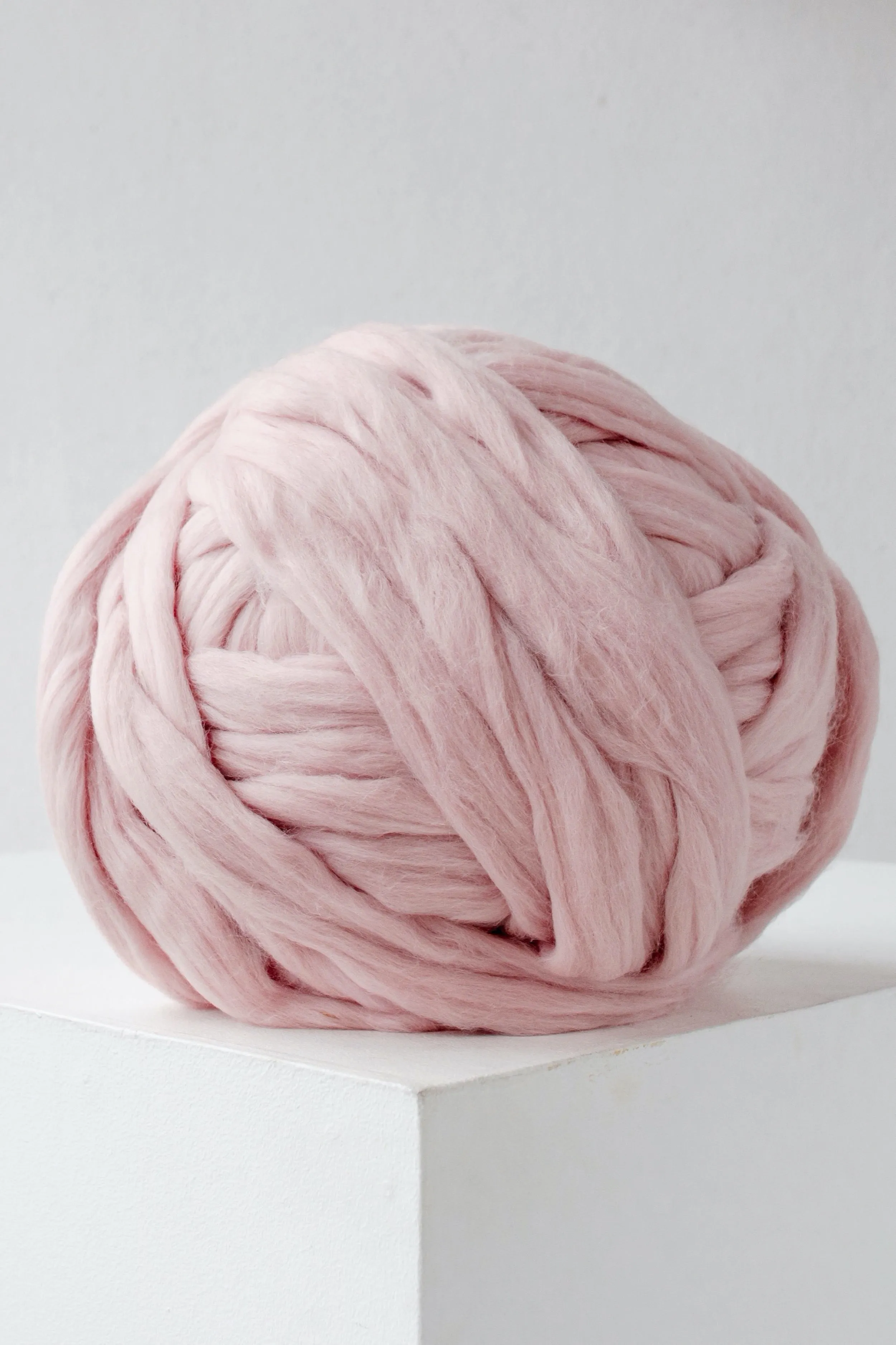 Chunky knit yarn bulk 10 lb (4.6 kg)