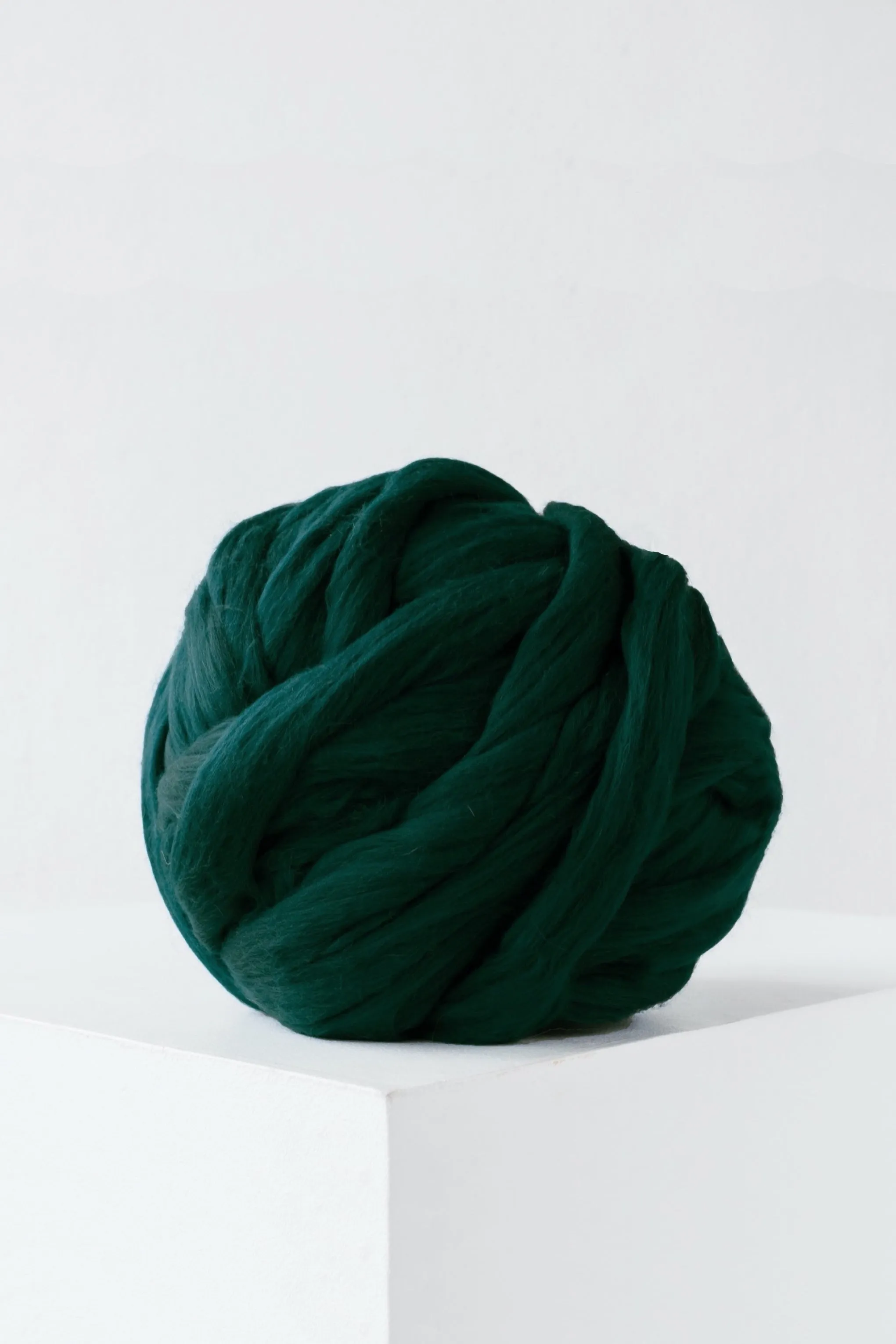 Chunky knit yarn bulk 10 lb (4.6 kg)