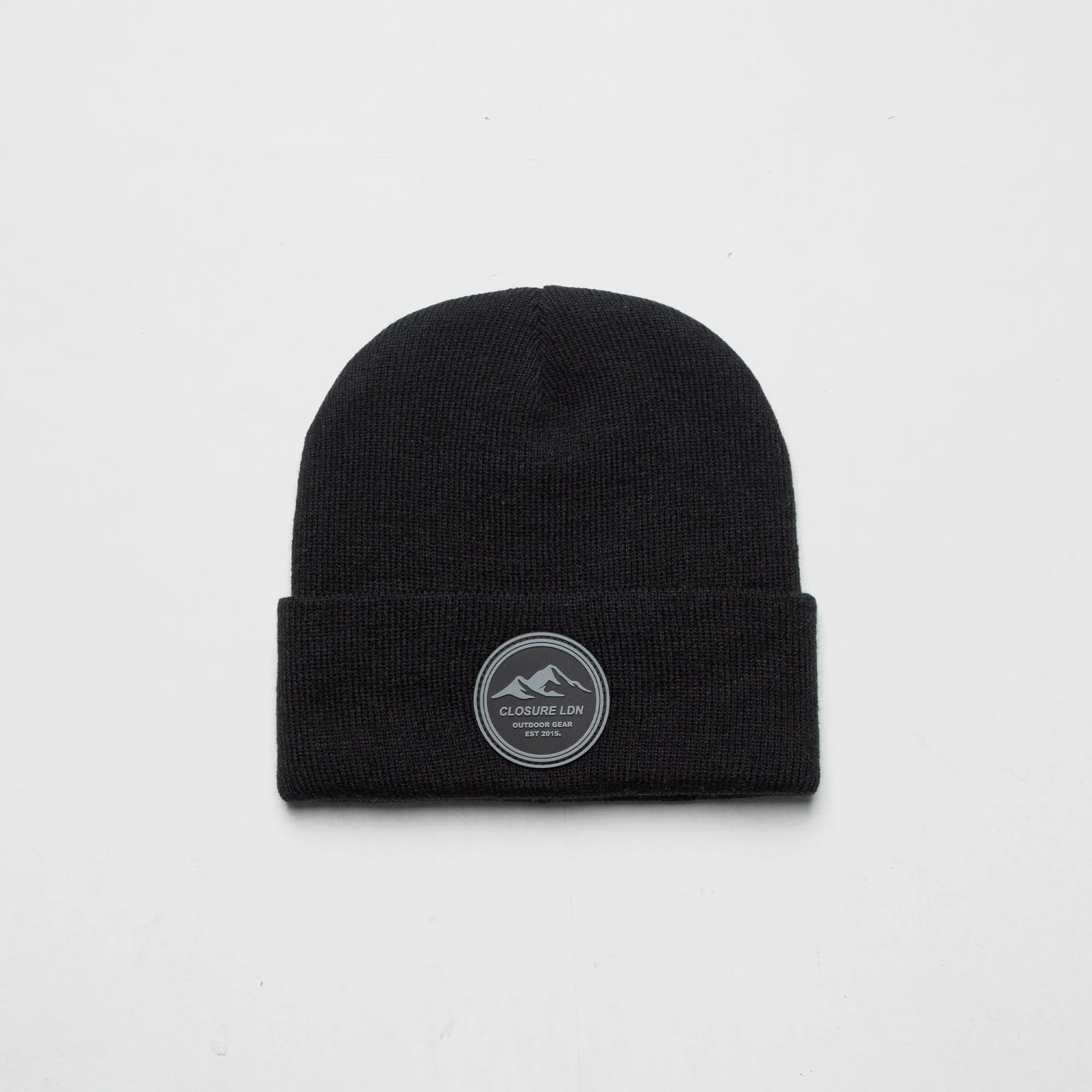 Outdoor Circle Badge Beanie | Black