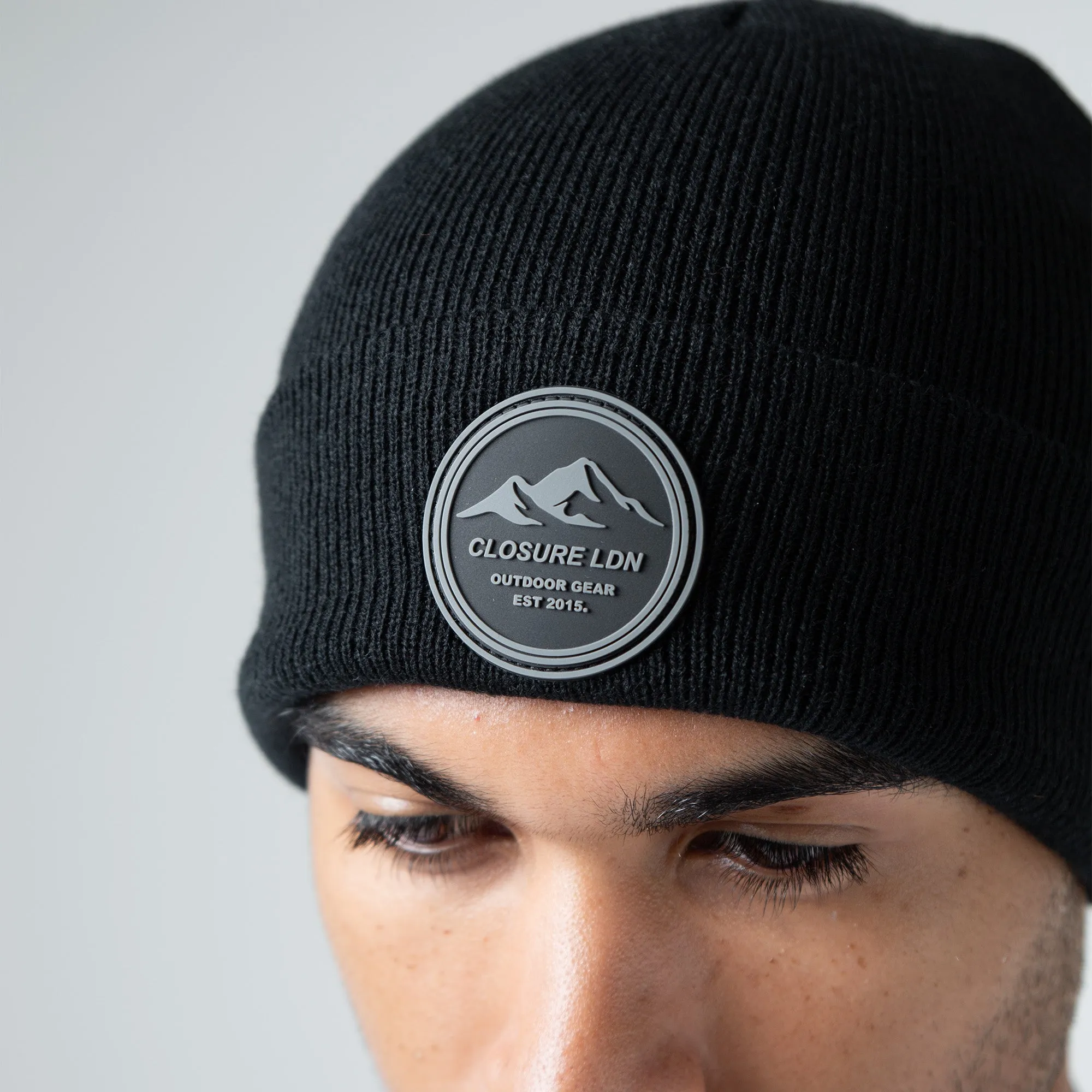 Outdoor Circle Badge Beanie | Black