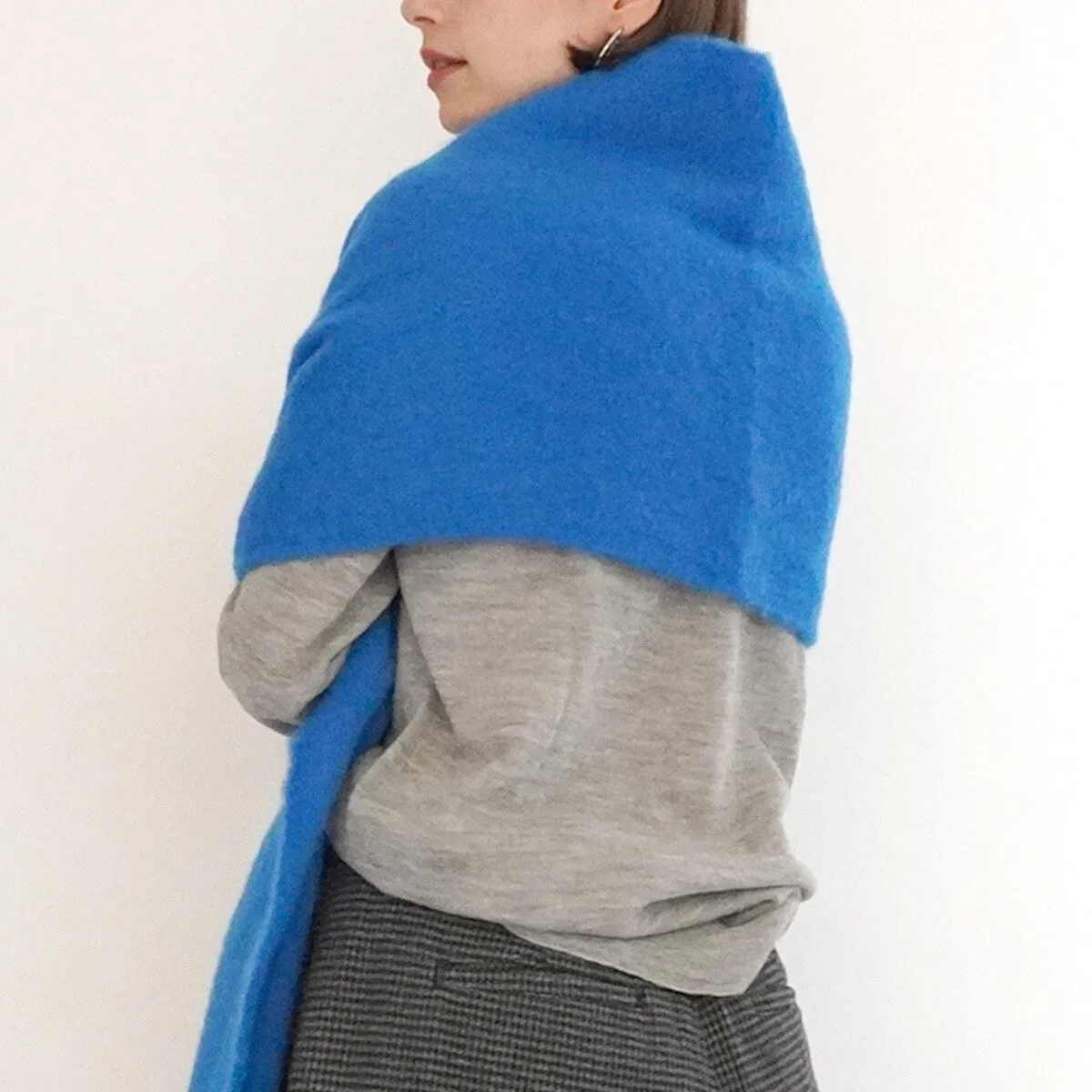 SATO | Winter Fuzzy Scarf