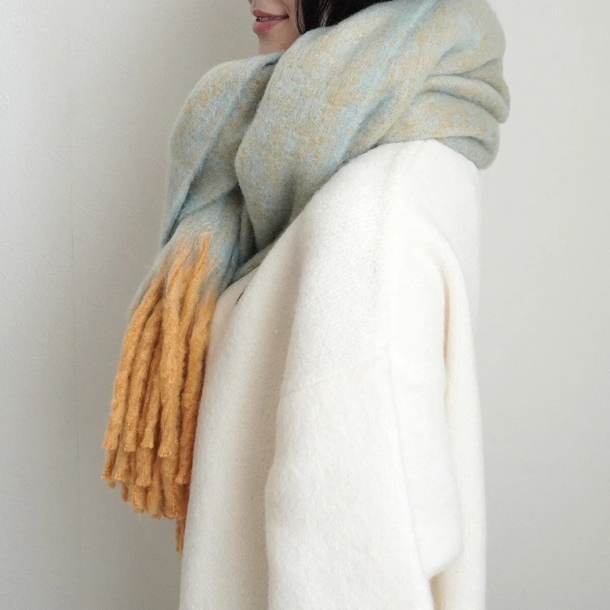 SATO | Winter Fuzzy Scarf