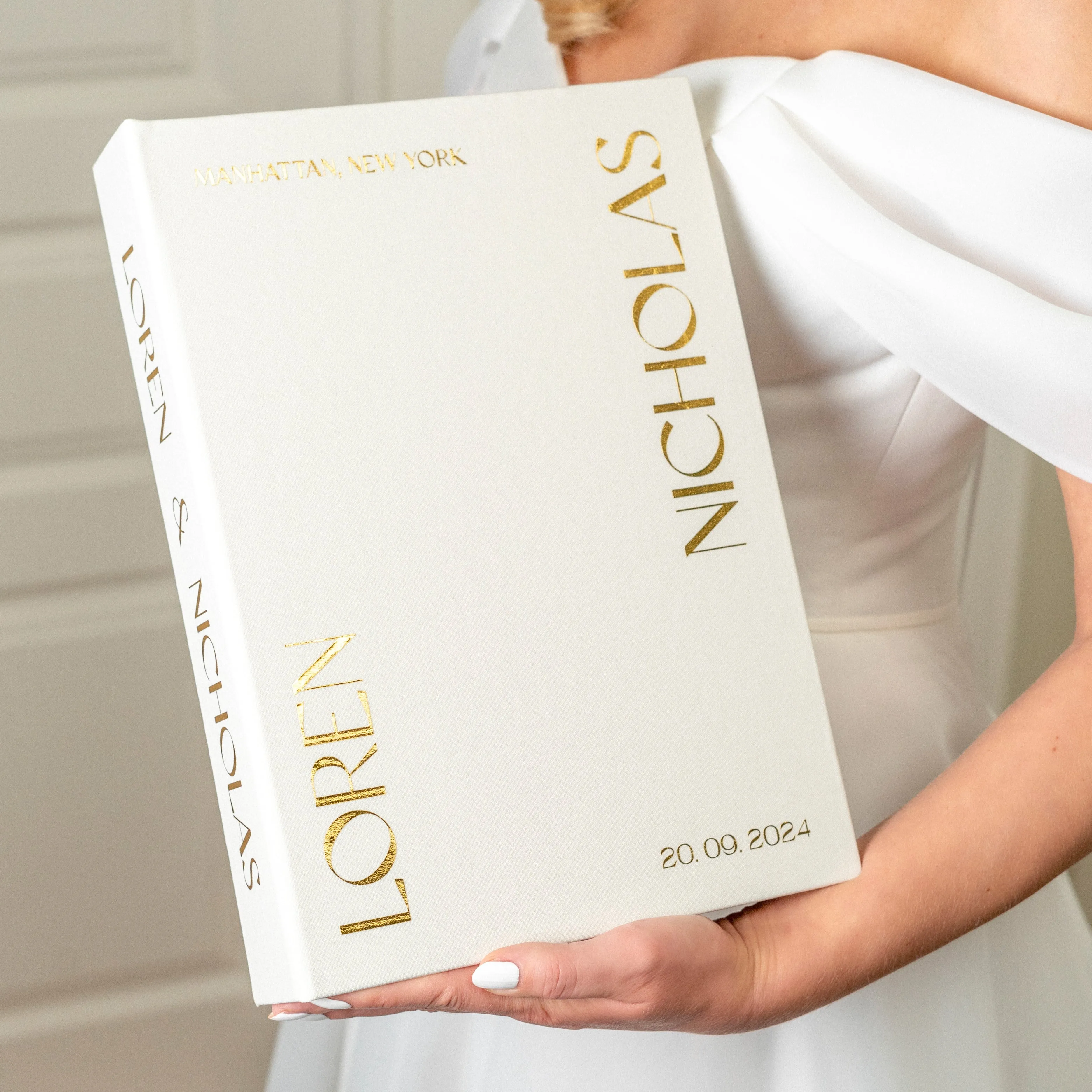 Silky White   Real Gold | Guest Book