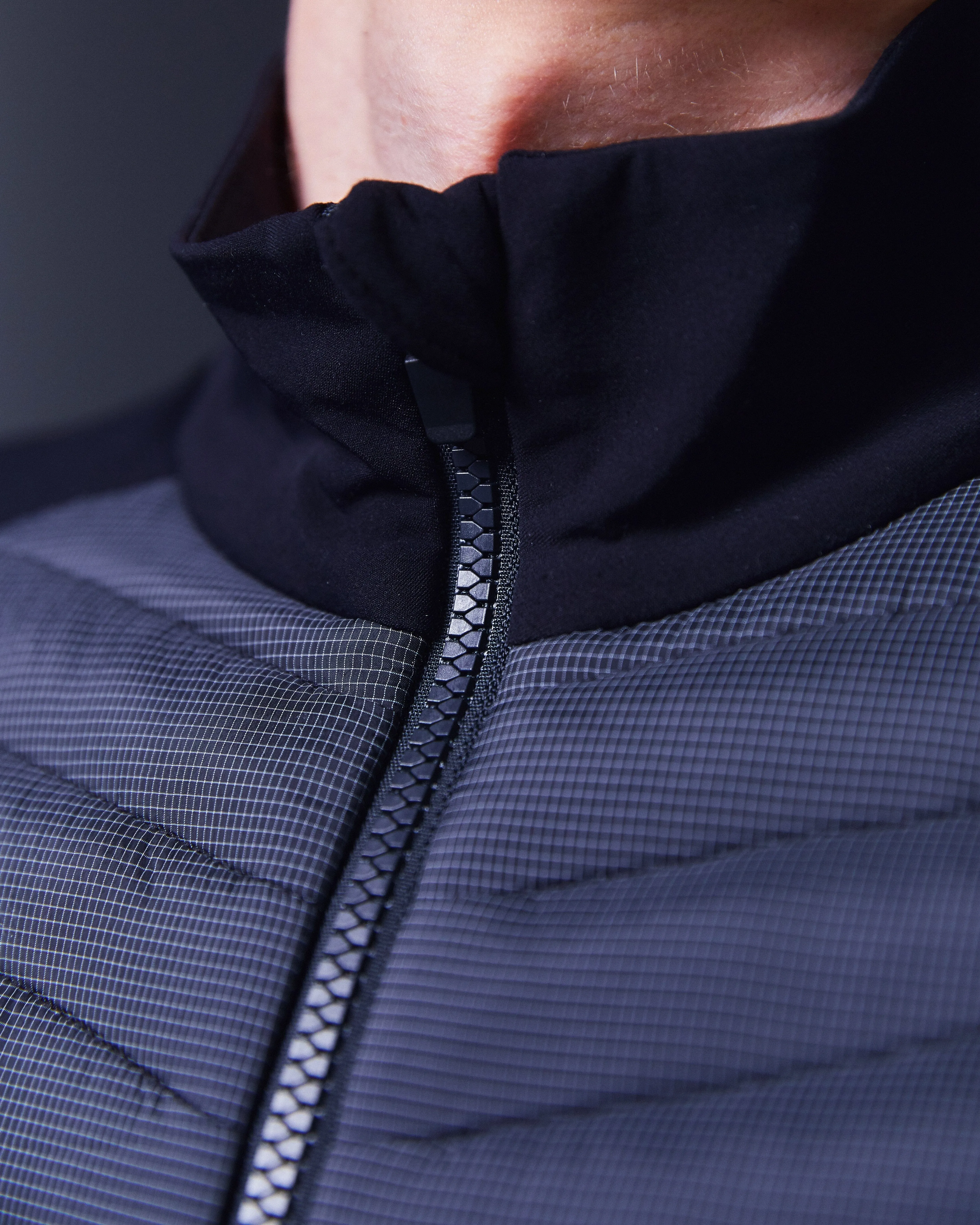 SRJ HY 01 Run Hybrid Jacket - Black/Grey