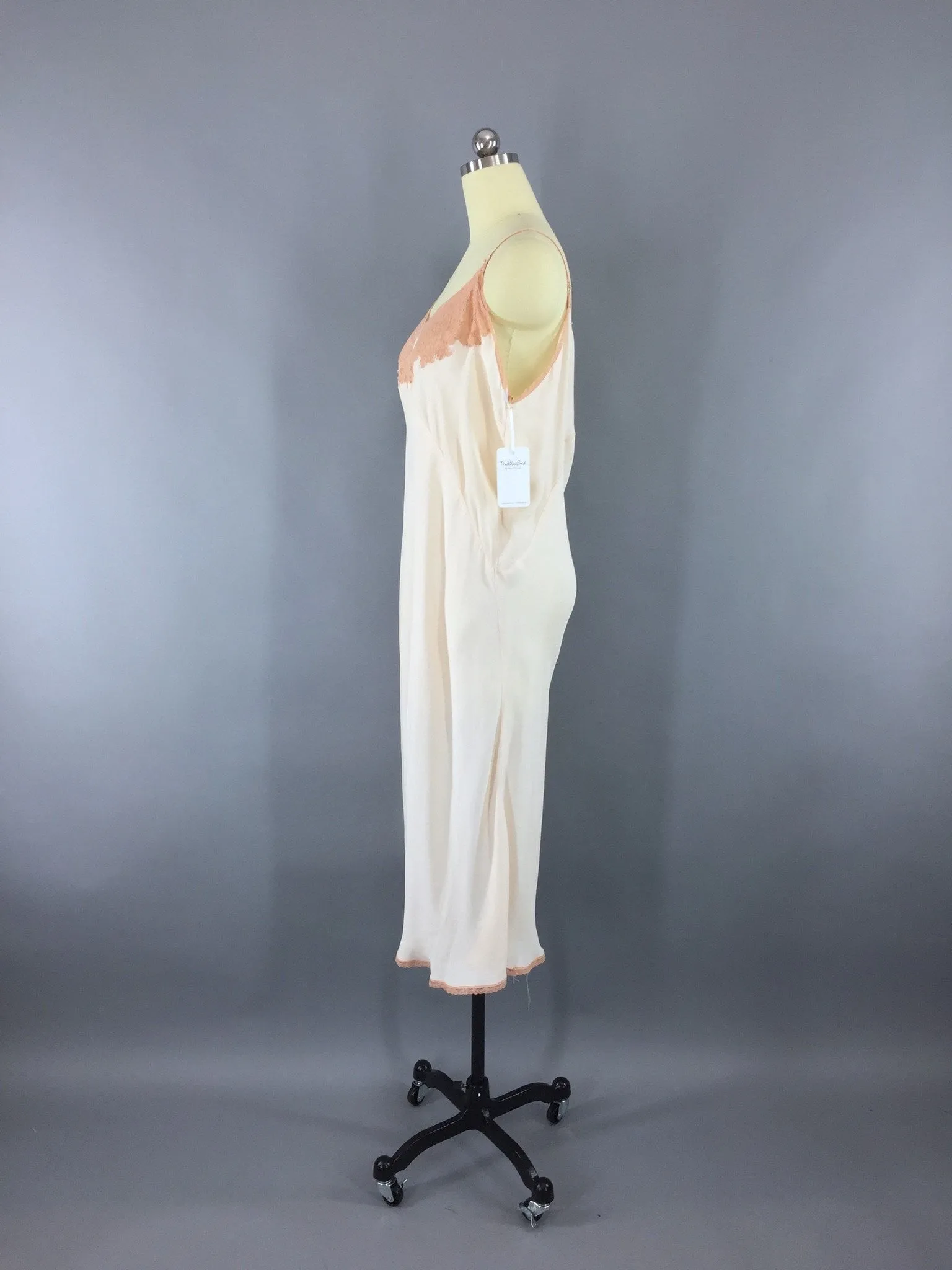 Vintage 1920s Bias Cut Art Deco Full Slip